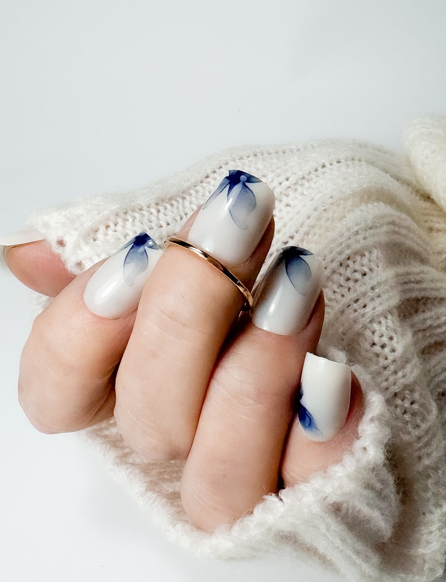 Milky Flower Press on Negler