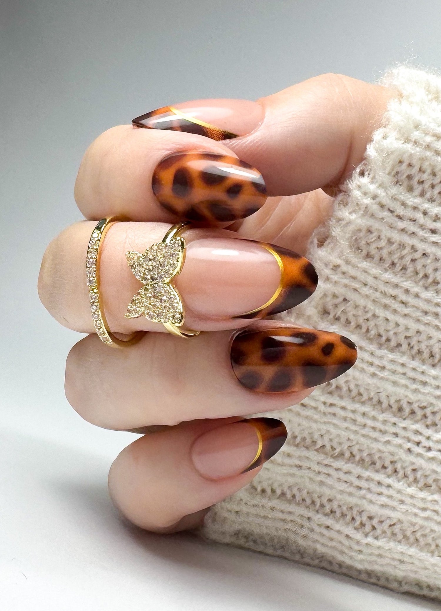 Leopard Luxe Press on Negler