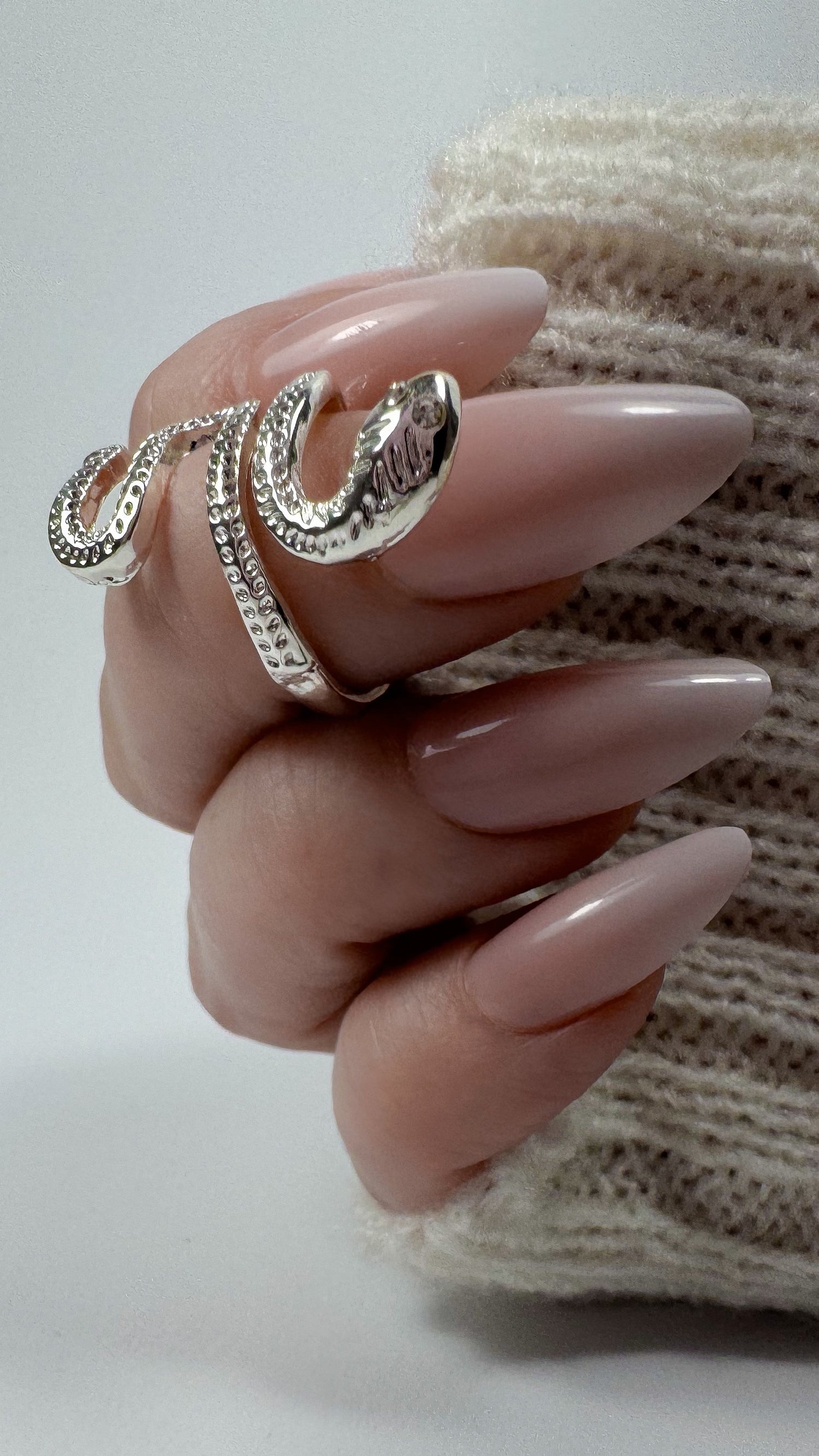 Pink Ombre Press on Negler